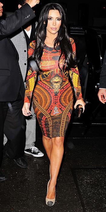 김 Kardashian 2011 Looks - Alexander McQueen dress and Christian Louboutin pumps