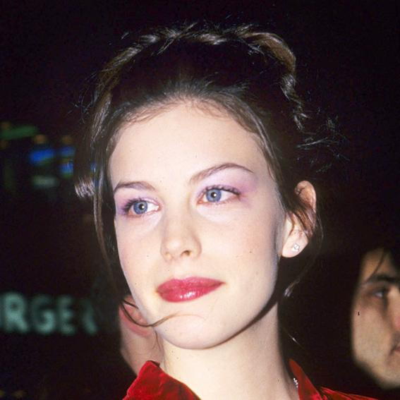 כוכבים In Red Lips - 1997 - Liv Tyler