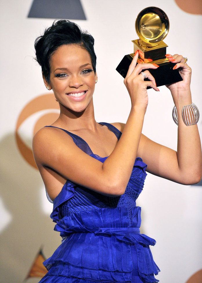 ריהאנה Grammys 