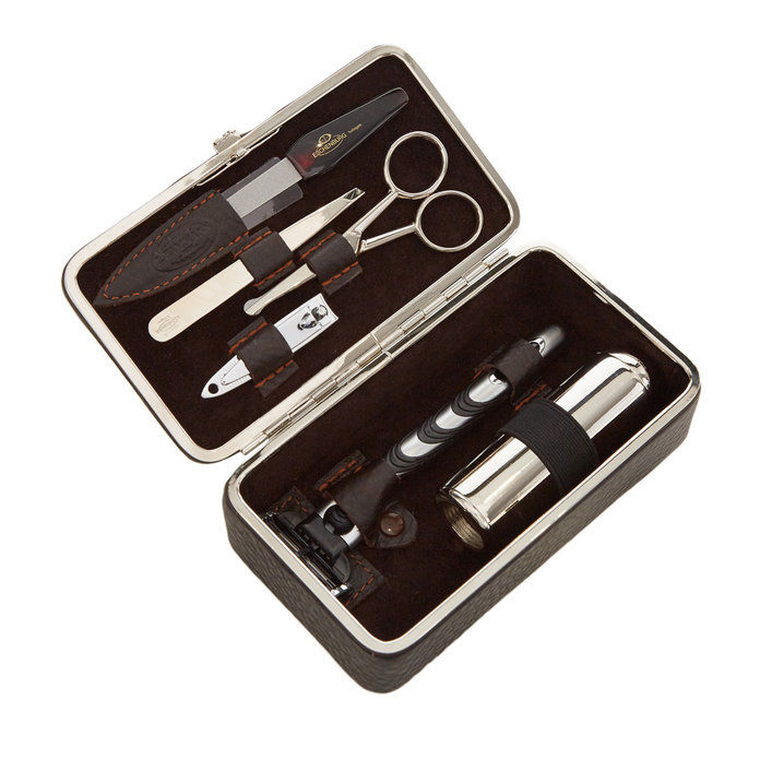 עור Shaving AND Manicure Set 