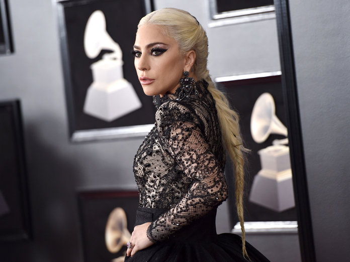 גברת Gaga 