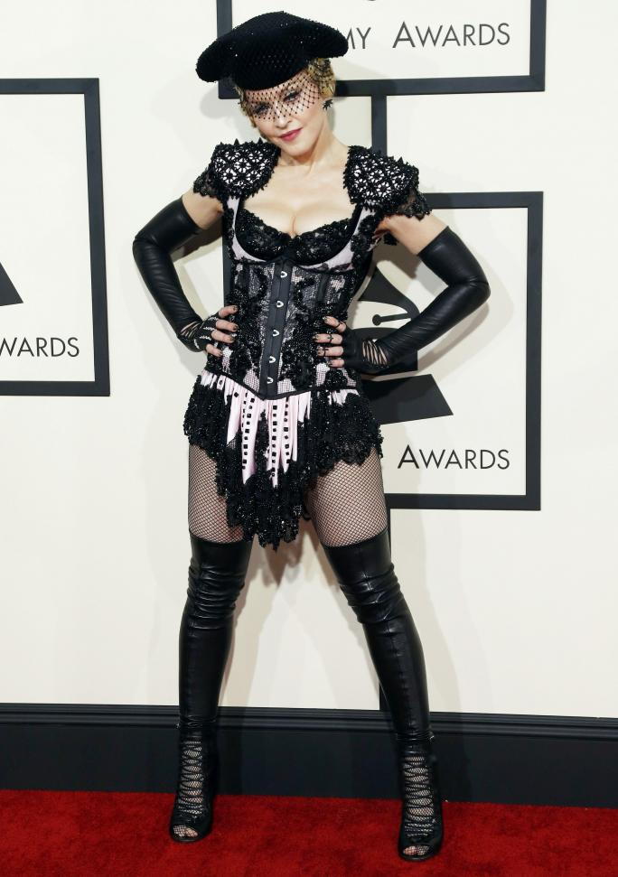 성모 마리아 arrives at the 57th annual Grammy Awards in Los Angeles