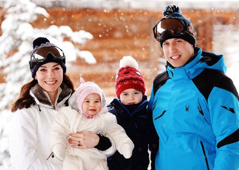 קתרין, Duchess of Cambridge and Prince William, Duke of Cambridge, with their children, Princess Charlotte and Prince George, enjoy a short private skiing break on March 3, 2016 in the French Alps, France
