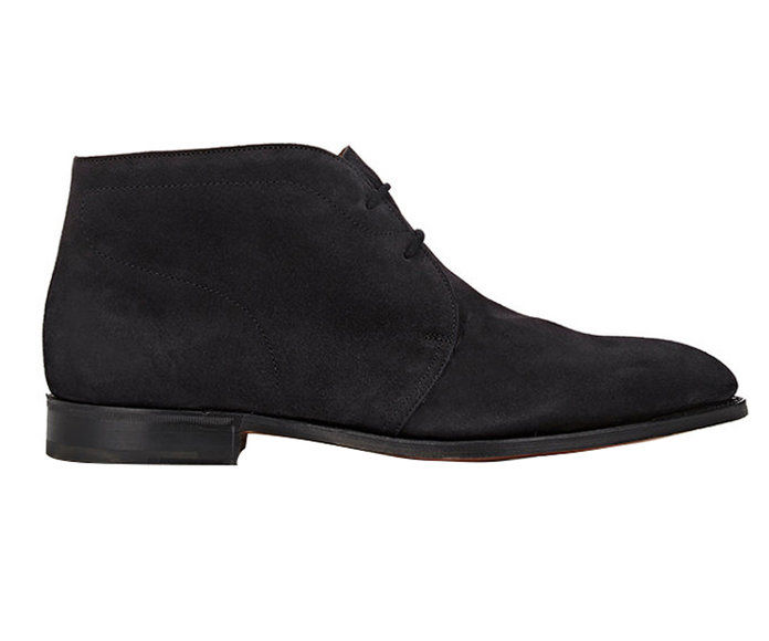 נסה a suede chukka boot with a suit. 