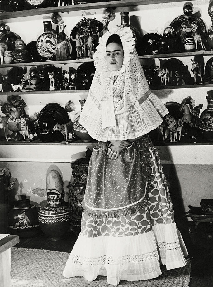 프리다 Kahlo Book - LEAD
