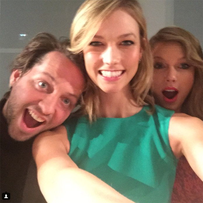 מתי they snapped a front-row selfie during New York Fashion Week. 