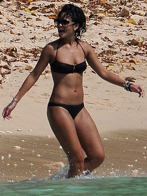 ריהאנה, Melissa Odabash, Stars in Bikinis