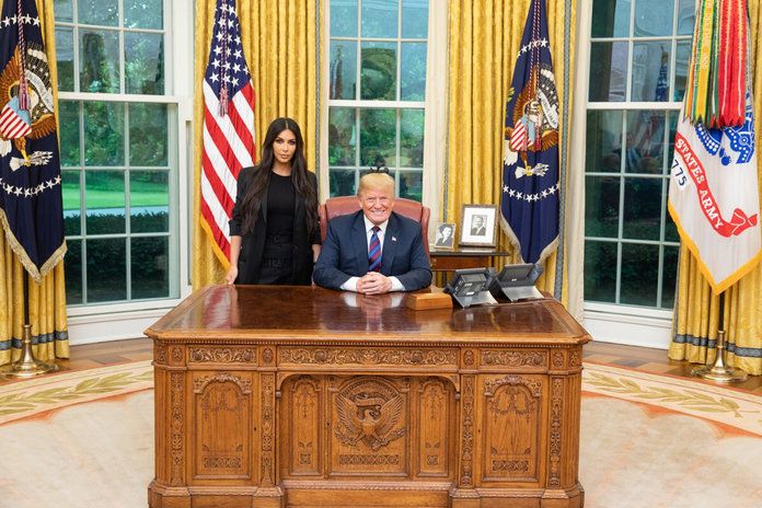 קים Kardashian Trump