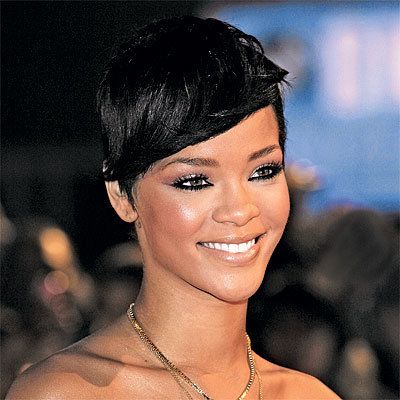 여름 Weddings - Celeb Hair - Rihanna