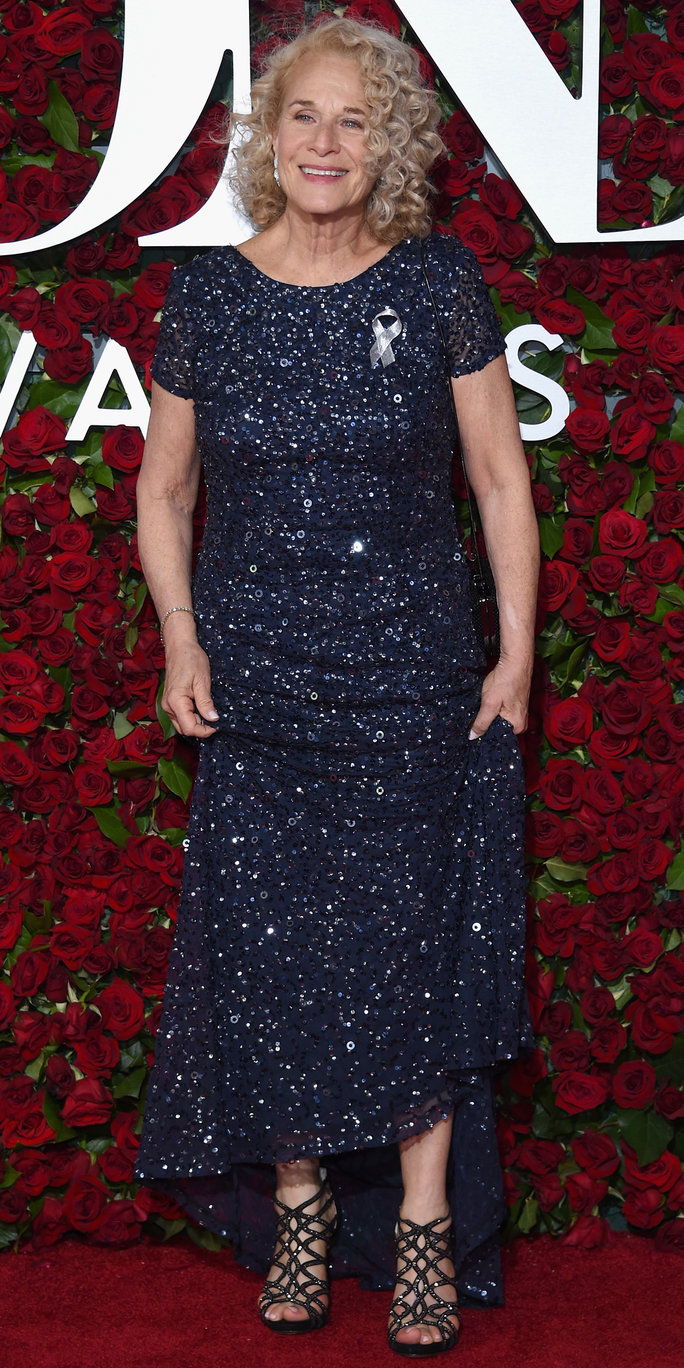 캐롤 King attends the 70th Annual Tony Awards at The Beacon Theatre on June 12, 2016 in New York City.