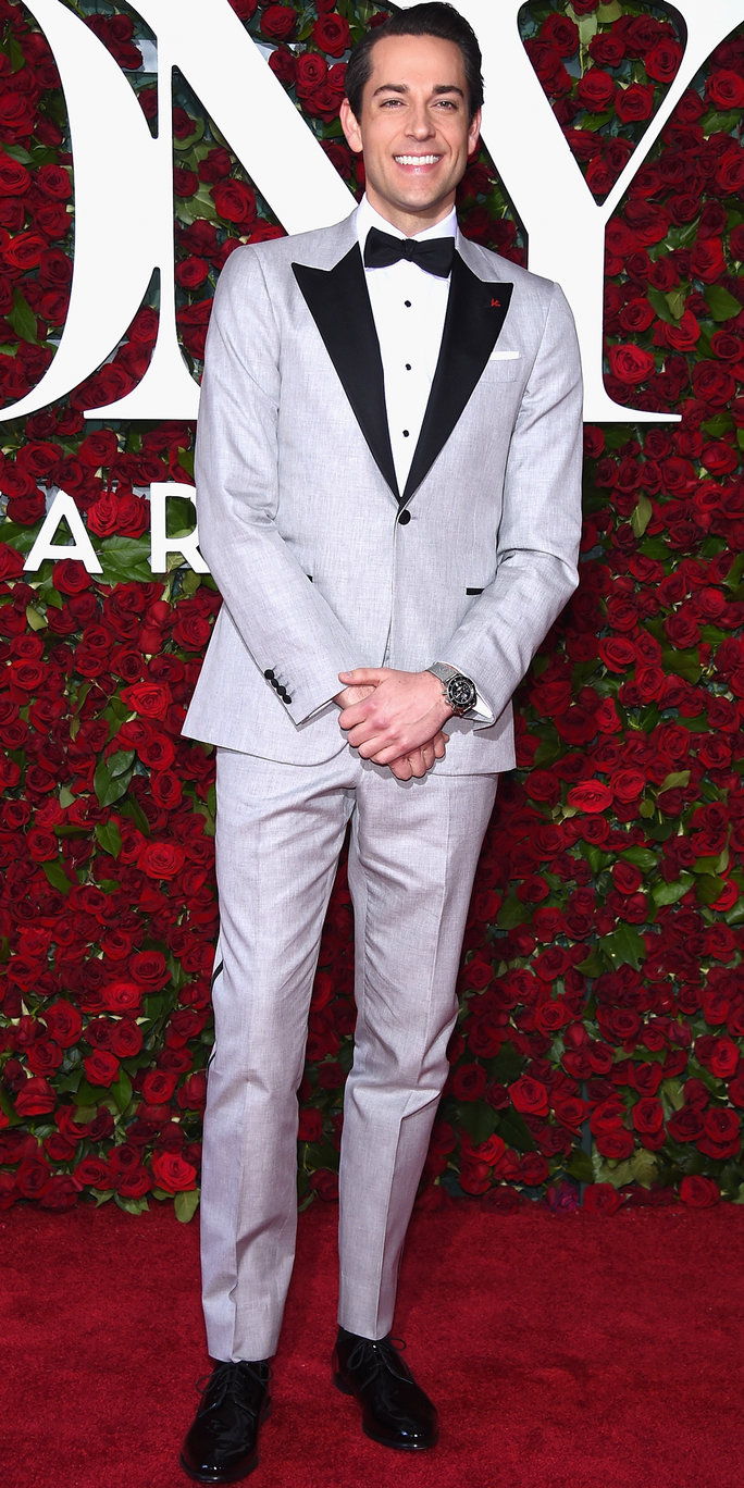 재커리 Levi attends the 70th Annual Tony Awards at The Beacon Theatre on June 12, 2016 in New York City.