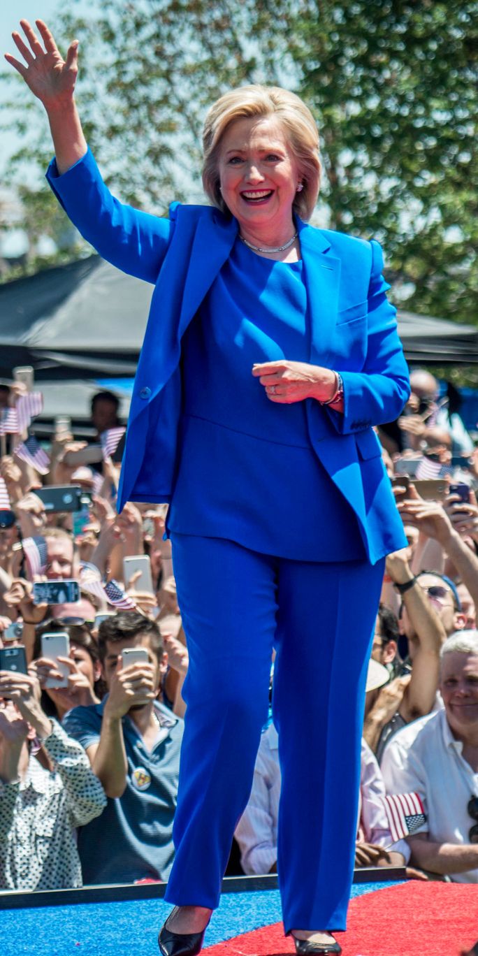 전자 Secretary State Hillary Clinton Campaign Launch Rally at Four Freedoms Park on Roosevelt Island in New York City