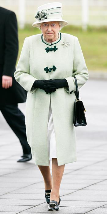 המלכה Elizabeth Fashion