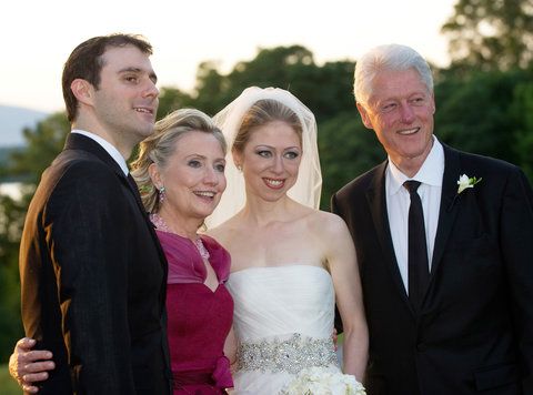 צ'לסי Clinton Wedding - July 31, 2010 - EMBED 2