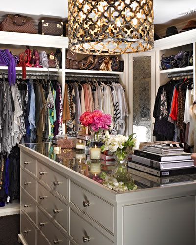 חלואה Kardashian's Closet