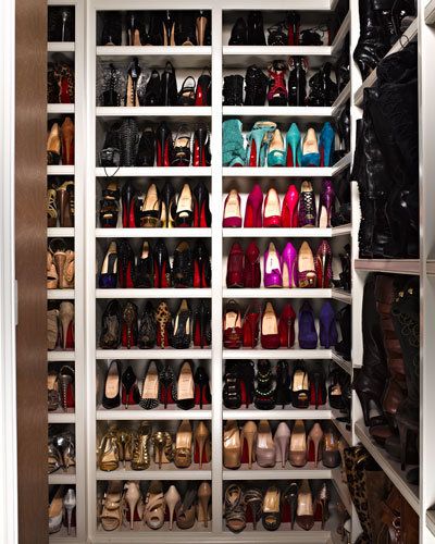חלואה Kardashian's Shoe Collection