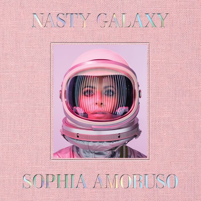 소피아 Amoruso Nasty Galaxy - Embed