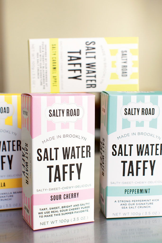 מלוח Road's Salt Water Taffy