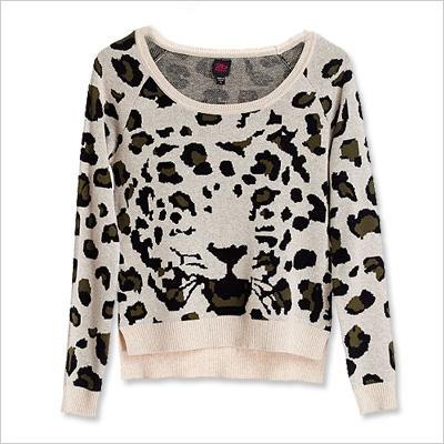 2 ב by Bebe sweater