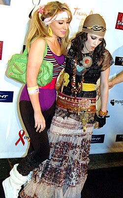 היילי and Hilary Duff