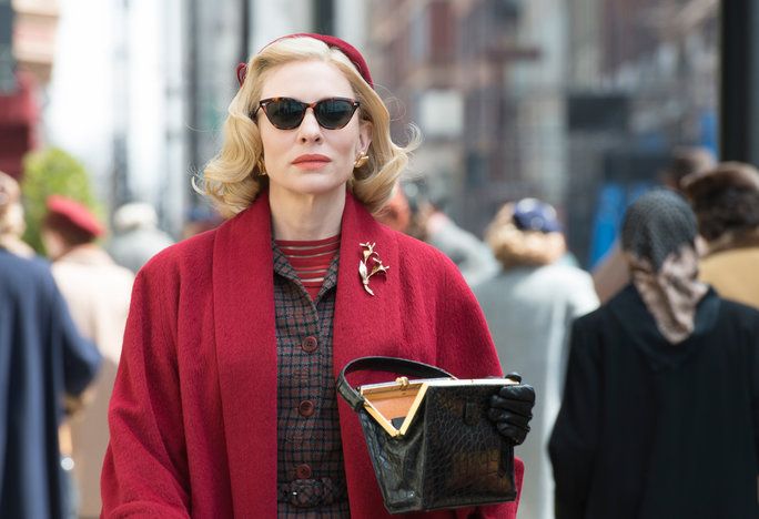 בזמן Carol wears cat-eye sunglasses, they aren’t your modern day specs. 