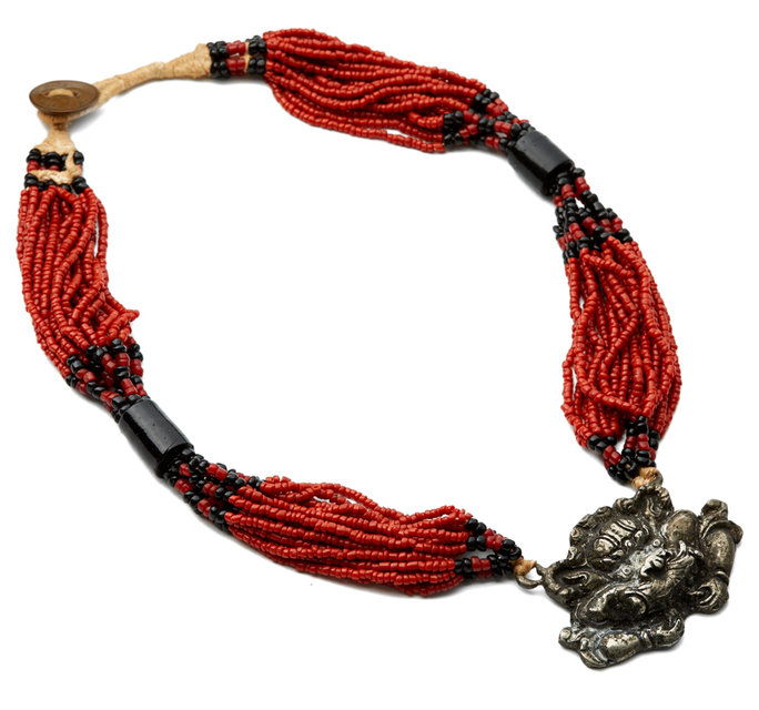 멀티 스트랜드 Beaded Necklace with Pendant