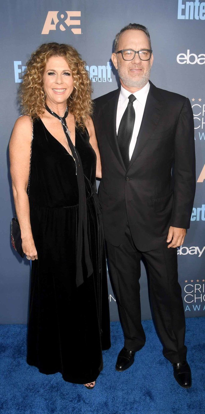 ריטה Wilson and Tom Hanks 
