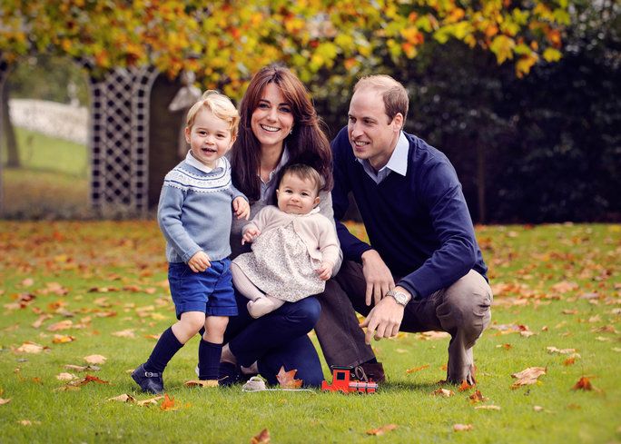 ザ Duke and Duchess of Cambridge, Prince George, and Princess Charlotte, 2015 
