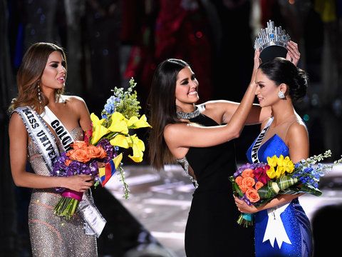ミス Philippines Named Miss Universe 2015 - EMBED
