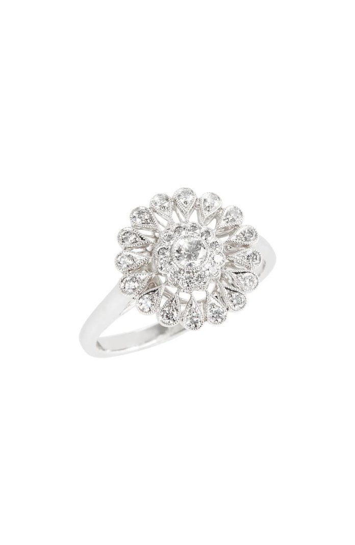 קוויאט Vintage Flower Diamond Ring