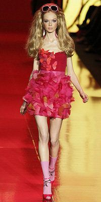 קוי Suwannagate, Barbie's 50th Anniversary Show
