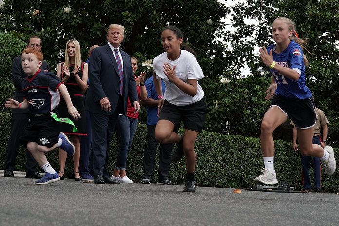 נשיא Trump Hosts White House Sports And Fitness Day