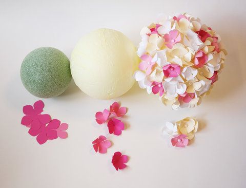 종이 Flower Centerpieces Balls Embed