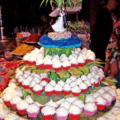 マリッサ Jaret Winokur and Judah Miller's wedding cake